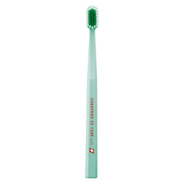 Curaprox CS 1560 Soft četkica za zube
